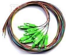PIGTAILE SM SC/APC DŁ.2M - 12SZT. PIGTAILE SM SC/APC DŁ.2M - 12SZT.